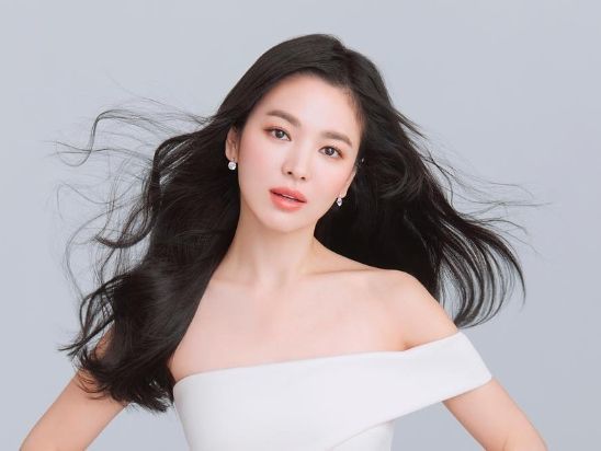 宋慧乔方否认与玄彬复合 ，遛狗视频男生身份曝光，不是玄彬？