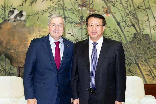 美驻华大使：中国运往美国防疫物资拯救了很多生命