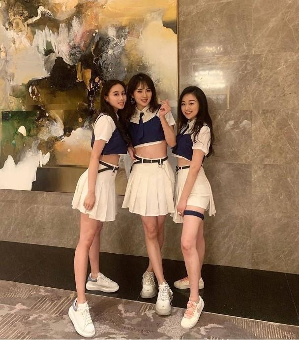 赌王四太回应何超欣组女团是怎么回事?帮何猷君辟谣绯闻说了什么?