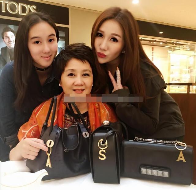 赌王四太回应何超欣组女团是怎么回事?帮何猷君辟谣绯闻说了什么?