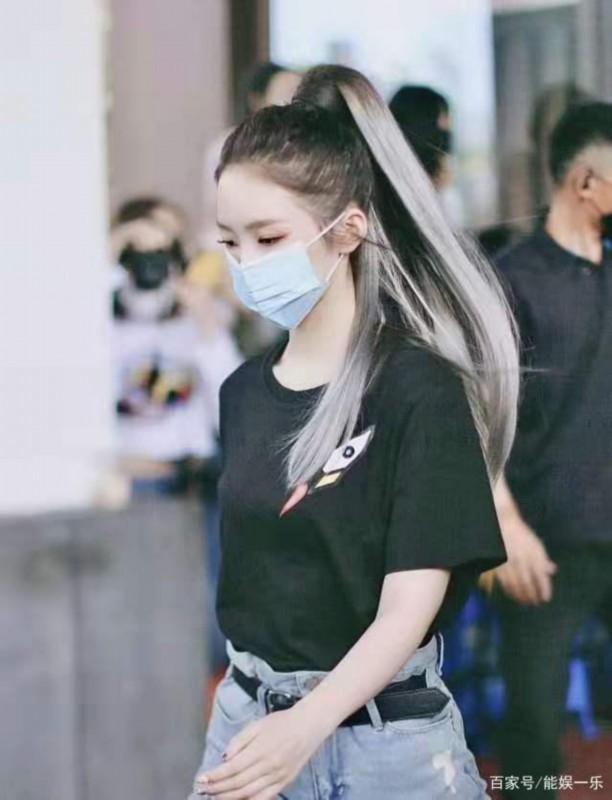 孟美岐甩飞假发片是怎么回事？具体发生了什么？ 