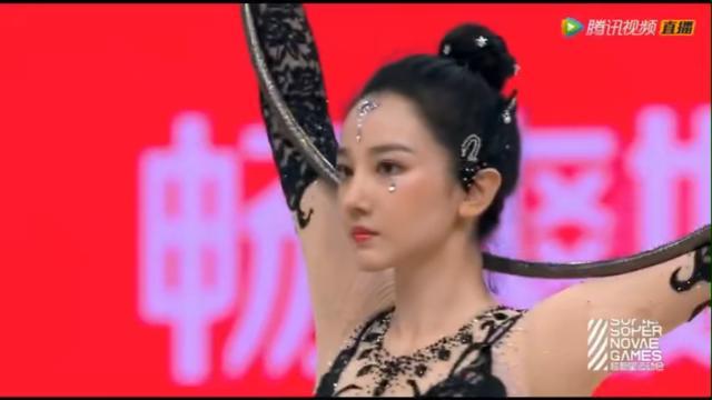 陈小纭女子艺术体操冠军 身姿挺拔令人羡 动作行云流水震撼全场