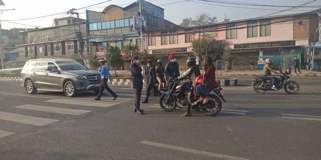 尼泊尔加德满都重新封锁首日 1170人因违规外出被罚