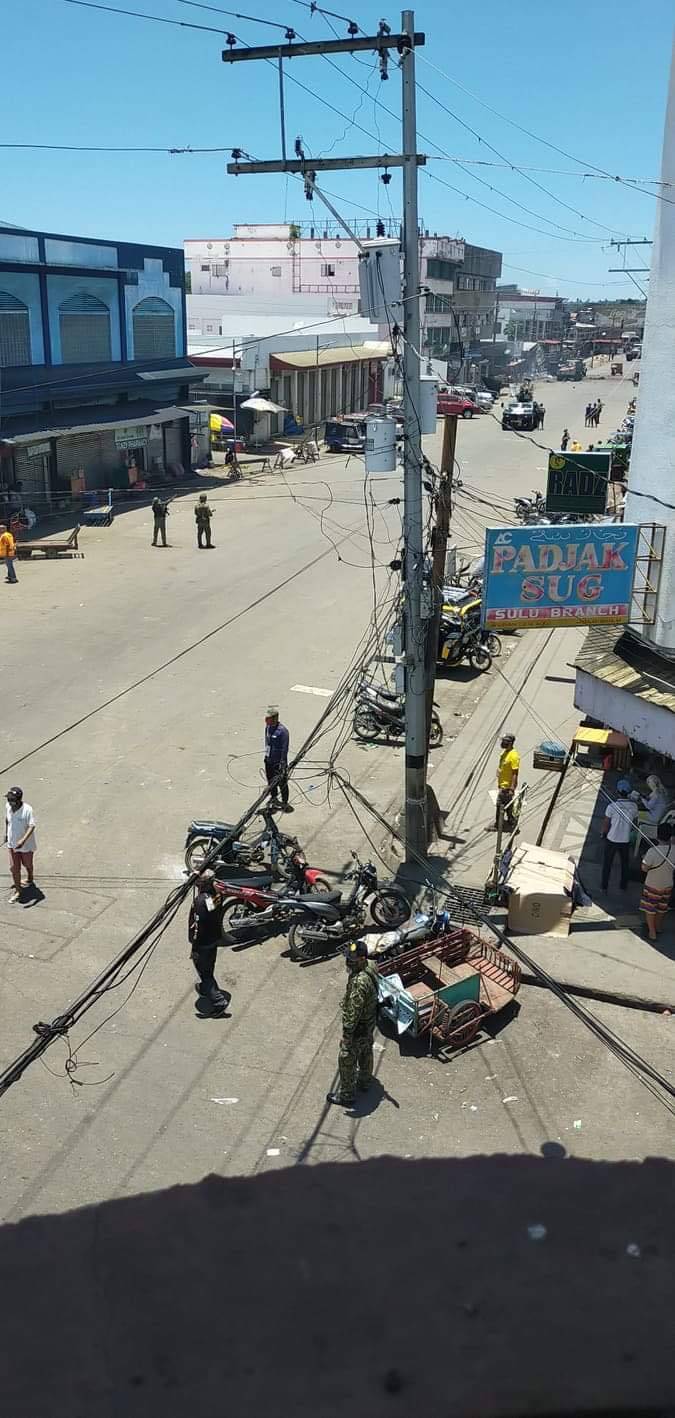菲律宾南部霍洛镇今日连发两次爆炸 致数人死亡
