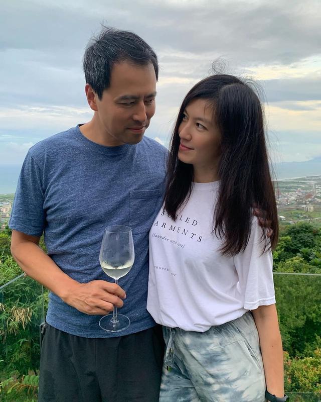 花式撒狗粮!周杰伦昆凌看日出,邹市明冉莹颖拍婚纱照
