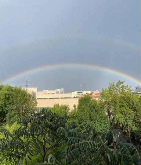 9月第1天！雷雨过后 北京天空再现双彩虹刷爆朋友圈
