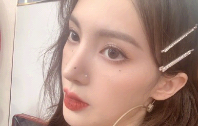 少女外表爷们儿内在,金晨超刚回应“嘴歪”:我就喜欢