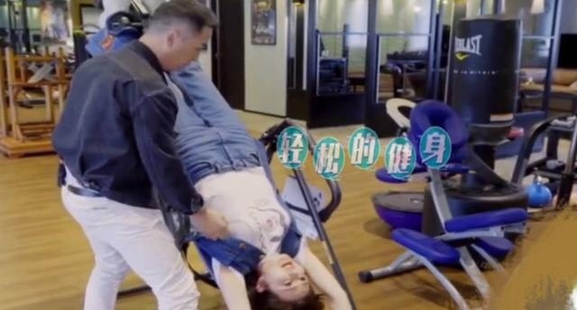 甄子丹上亿豪宅让关之琳连赞“好漂亮”，内设健身房音乐厅