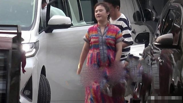 沈腾深夜出入会所美女相伴疑似出轨?我不信