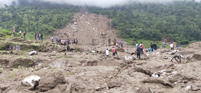 尼泊尔一县两个月来连续遭受自然灾害 已造成74人死亡