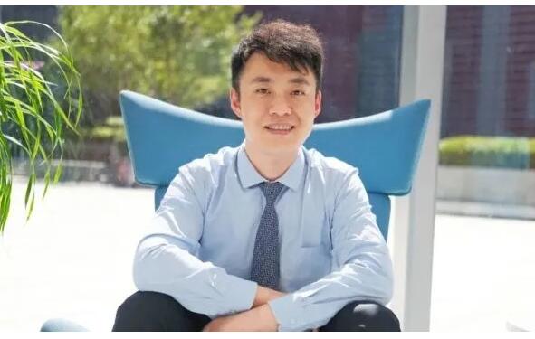走出黑暗！陶勇受伤近8月左手未恢复触觉 左手尺神经未恢复
