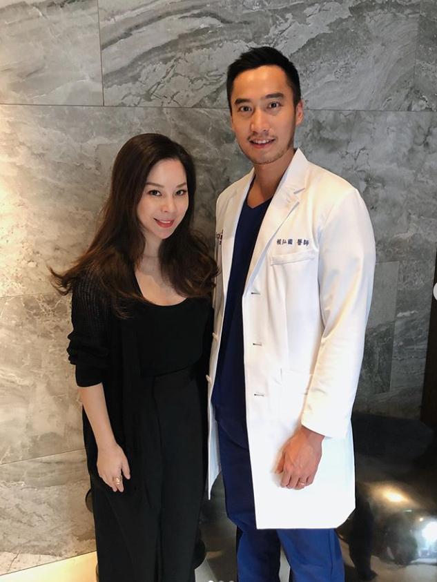 赖弘国深夜与富家千金开豪车约会,女方情史丰富专搭小鲜肉