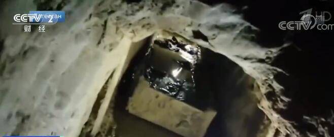 俄6名罪犯用勺子挖隧道越狱 目前罪犯仍在潜逃