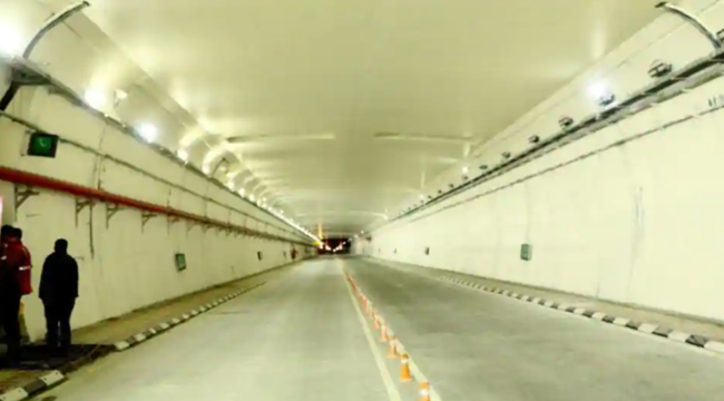 阿塔尔隧道