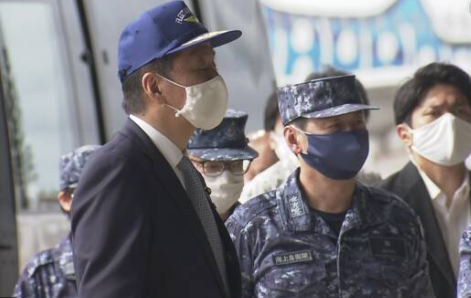 日新任防卫相首赴冲绳基地训话，就渲染“中国军事威胁”