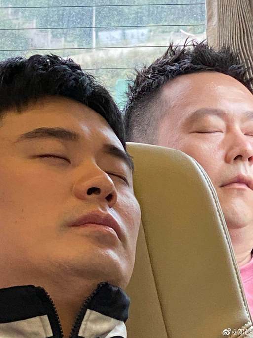 孙俪爆家庭趣事 邓超向儿子撒娇想少出差被嫌弃