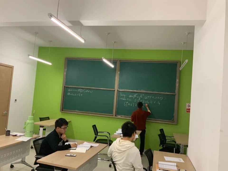 5个100分!这份高校学霸成绩单刷屏!