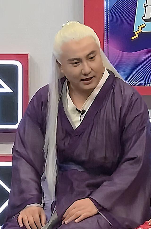 终究是错付了!沈腾回应没扶杨幂原因:忘的死死的