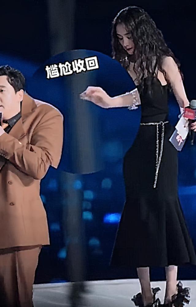 终究是错付了!沈腾回应没扶杨幂原因:忘的死死的
