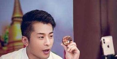 李佳琦回应直播带货新规 辛巴就燕窝事件道歉:退一赔三