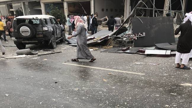△爆炸现场（图片来源：沙特民防部门）