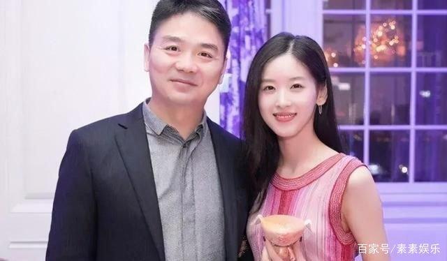 章子怡章泽天合影 奶茶妹妹人生大赢家