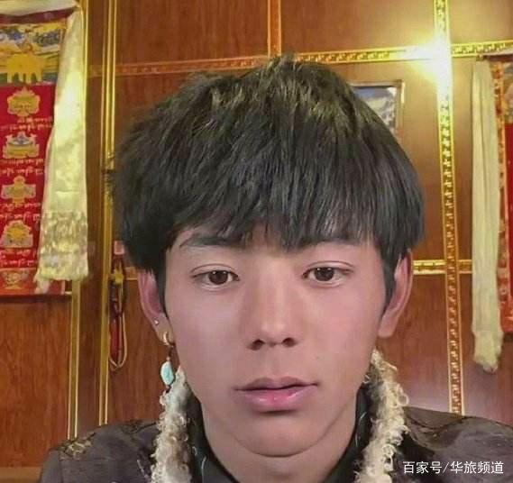 一人之力带动当地发展!丁真所在博物馆游客不断 舅舅介绍丁真走红经过 
