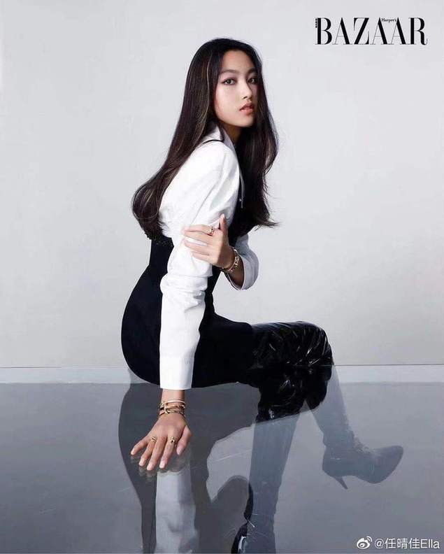 任达华女儿16岁1米8 神级长腿逆天美貌不输明星