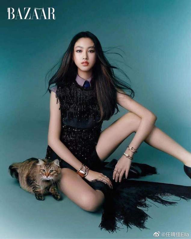 任达华女儿16岁1米8 神级长腿逆天美貌不输明星