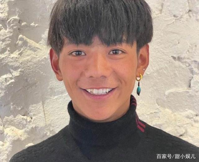 【笑cry】丁真:以前就放牛骑马现在要干活