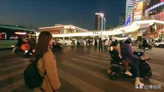 【围观】95后女生做寿衣模特，到底发生了什么？