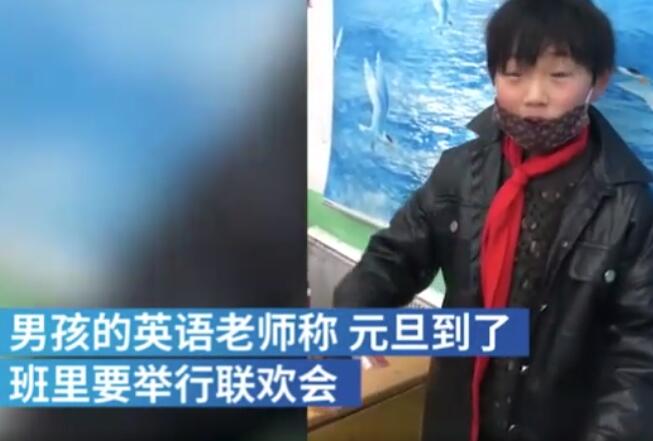 祖师爷赏饭吃！小学生教室表演单口相声走红，网友喊话德云社