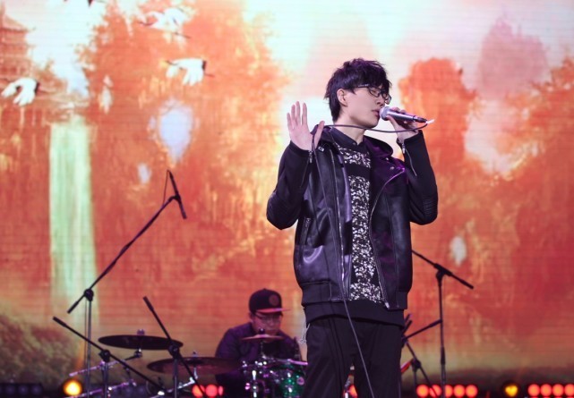 不存在抄袭！许嵩方晒出曲谱回应被抄袭