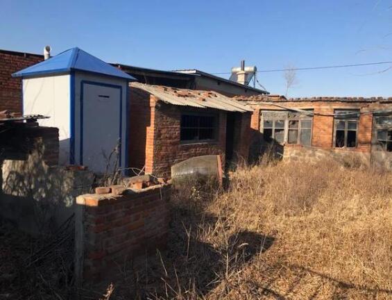 新华社评投资上亿建8万厕所废弃5万 惠民工程必须配套严格的监管和督促机制