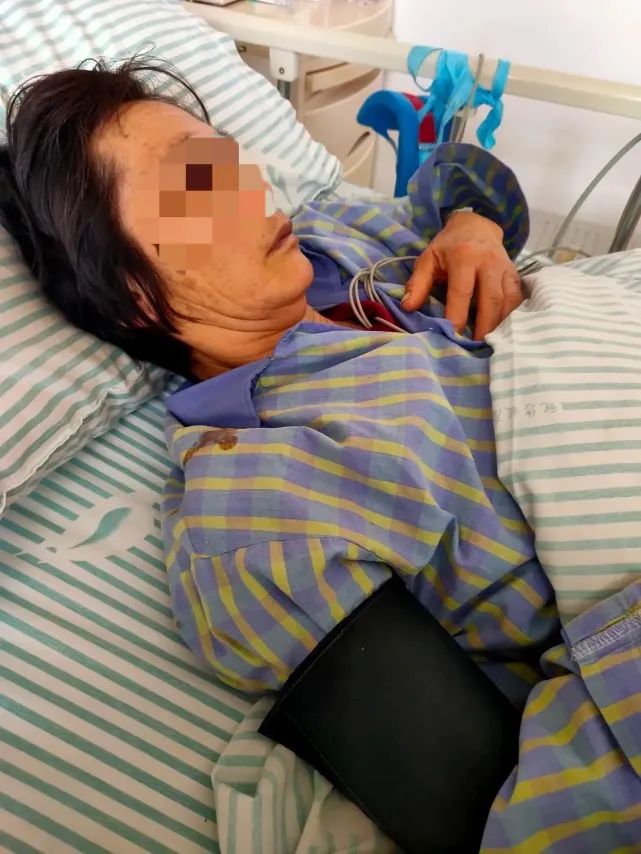63岁洗碗工因拿酒店半卷卫生纸服药自尽！涉事酒店：可以通过法律途径解决
