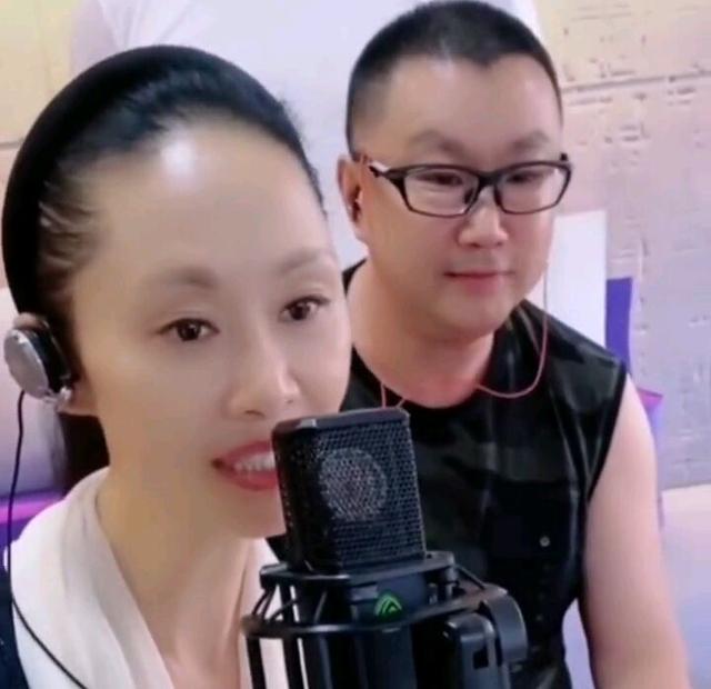 于文华介绍！52岁歌手尹相杰宣布结婚