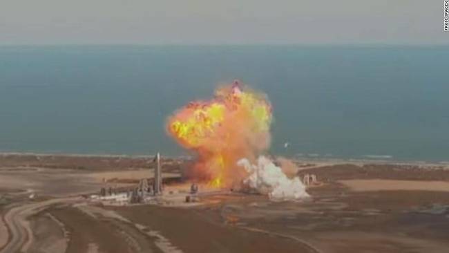 美国SpaceX星际飞船原型机试验时爆炸：烧成火球