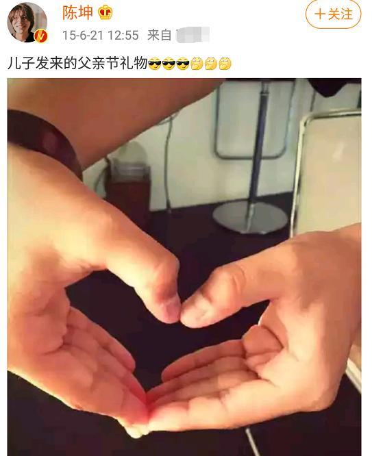 陈坤儿子为他庆生！父子同框帅似兄弟，感慨上次见面是去年