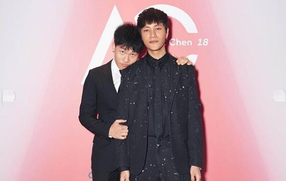 陈坤儿子为他庆生！父子同框帅似兄弟，感慨上次见面是去年