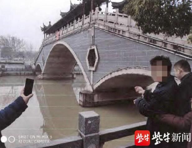 男子回应假装自杀女友相救溺亡，具体说了什么？