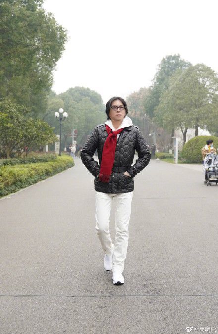 陆川称高晓松暴瘦到单薄 到底发生了什么？