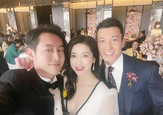 演员朱珠结婚 现场图曝光腹部微微隆起