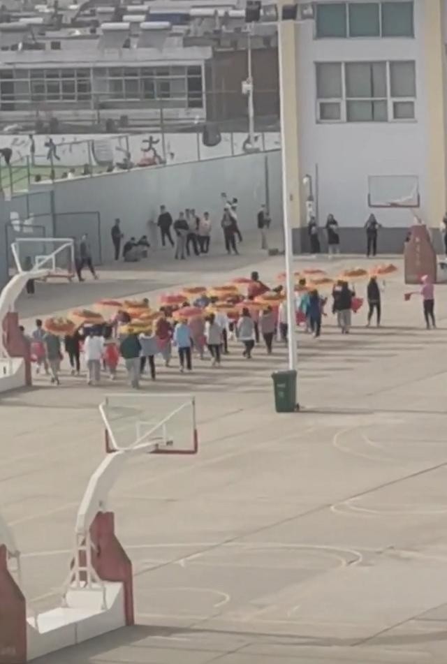 别人家的学校!陕西一高校把扭秧歌纳入体育课,还能修学分