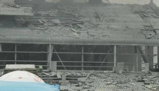 地面摇晃宛如地震！日本福岛一化工厂发生爆炸4人受伤