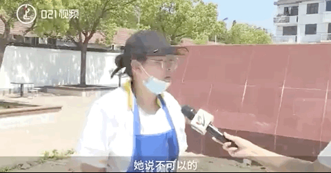全网点赞!姐弟遛狗捡到51万元交给警察
