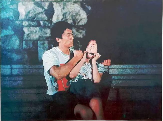 80年代太敢拍！老片《疯狂的代价》解禁 突破尺度