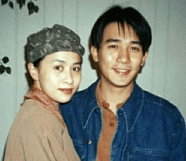 刘嘉玲晒照为梁朝伟庆祝生日 祝老公永远快乐