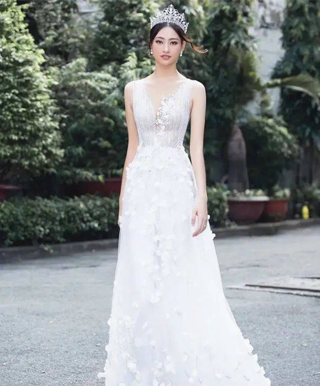 过于魅惑！越南美女曾险夺世界小姐 不输超模