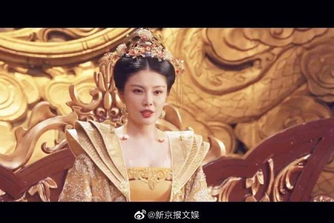 “大嫂”徐冬冬版武媚娘 大秀事业线别有韵味