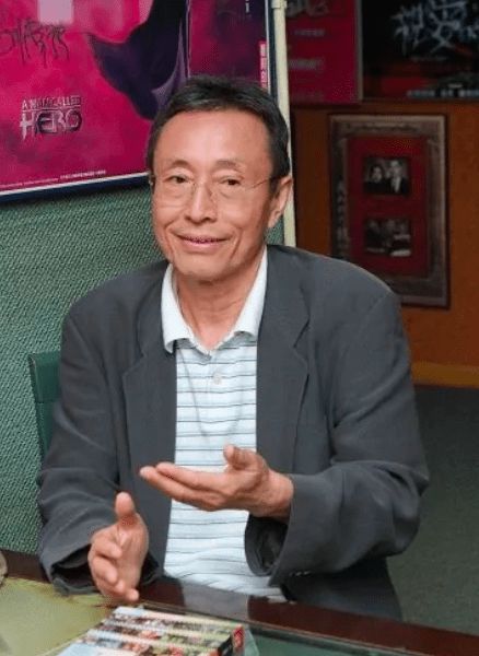 香港国语配音演员冯雪锐去世 你一定听过他的声音